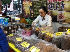 -银亿滨江中心