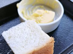 烤面包配黄油-Ministry of Crab•MOC(交子大道店)