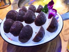 -山河屯铁锅炖·非遗东北菜(南山店)