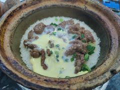 窝蛋牛肉煲仔饭-红星光发煲仔饭(大石街店)