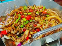-昱龙大盆牛蛙馆(三兴街总店)