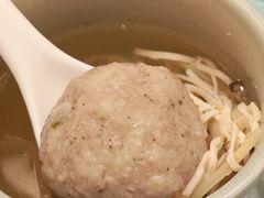 狮子头炖干丝-梅龙镇酒家(南京西路总店)