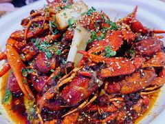 -肥肥虾庄·金牌油焖大虾(首义路店)