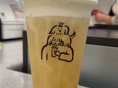 -喜茶(迪士尼小镇·平行宇宙店)