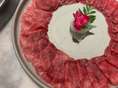 雪花牛舌-煲宫猪肚鸡(晶品店)
