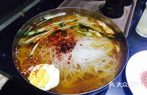 Cold Noodles Without Chili Oil