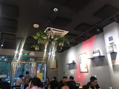 大堂-回·龙虾铺·盆盆蟹·烧烤大排档(回龙观店)