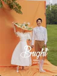 -至臻微拉婚纱摄影