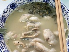 -明呈黄鱼面馆(斜土路店)