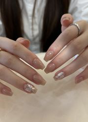 -Fanni美甲美睫皮肤管理