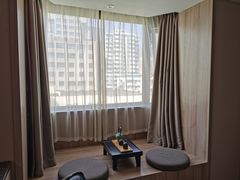 -杭州西湖湖滨银泰亚朵酒店