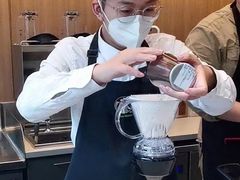 -星巴克(上海长宁来福士1F店)