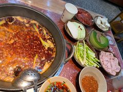 -赵美丽·重庆社区火锅·直营店(火车东站·中豪国际店)