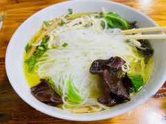 -越洋肖氏老米线(杨家坪店)
