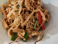 -成都绿洲大酒店(春熙路太古里店)