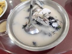 -雪湖煜辰鱼头老店(雪野湖店)