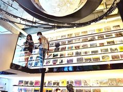 -黑胶星球(华发中城商都店)