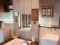 -大连金石滩绿发温泉假日酒店