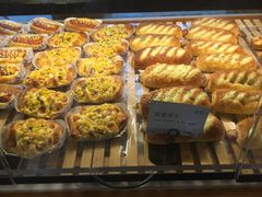 -Dough&Joe团憩(瑞虹天地月亮湾店)