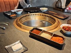-铭牛烧肉·和牛海鲜自助(高新月牙湖店)