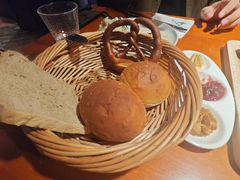 餐前面包-布拉格餐厅· 中欧捷克菜(全国首店)