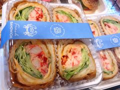 -巴黎贝甜(大宁国际商业广场店)