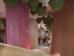 -水桶王国主题餐厅·聚会·生日派对·亲子活动·家庭套餐(亚龙湾希尔顿店)