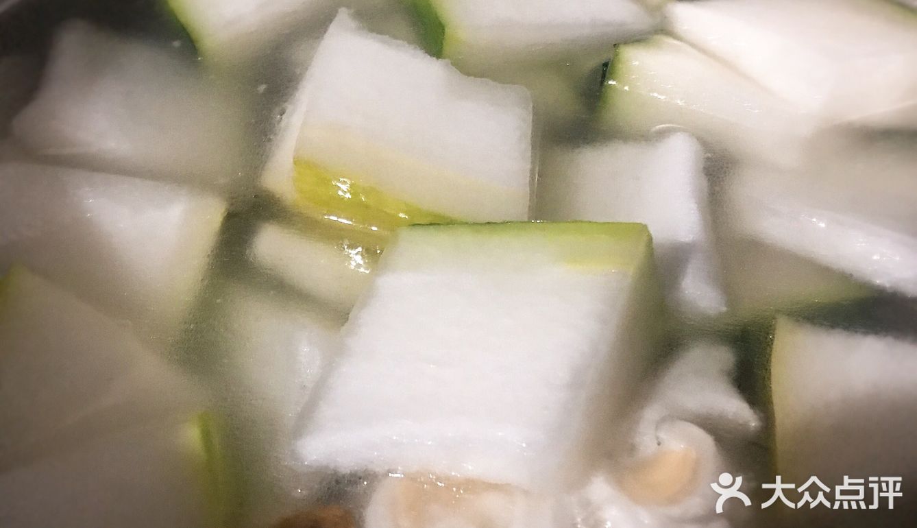 荤素搭配很重要之冬瓜小排骨汤