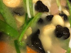 -弓虽昌焖烧鸡(大竹林店)