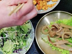 -臻牛烤肉