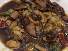 -宏利土菜馆(马山店)