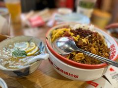 -怪噜范·老贵阳街头名小吃(鸿通城店)