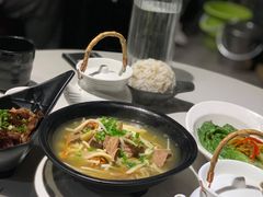 清汤新仙牛腩-新仙清汤牛腩(铜锣湾店)