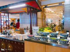 自助取餐区-北京王府井希尔顿酒店·万斯阁西餐厅