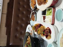 -梅利汴京烤鸭•开封豫菜地标店(东大街店)
