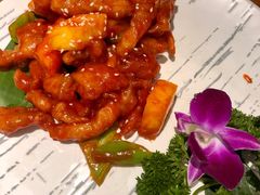 清迈菠萝咕噜肉-觅山云南菜(泊富ICITY店)