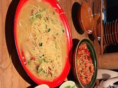 -先启半步颠小酒馆(白麓里店)