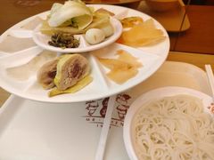 招牌过桥米线-陳生記米线·始于1989(武林店)