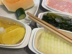 -海底捞火锅(新松江路生日主题店)