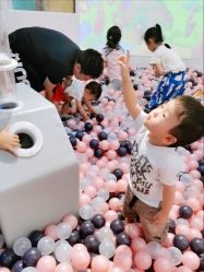 -多多淘儿童体验中心(重庆来福士店)