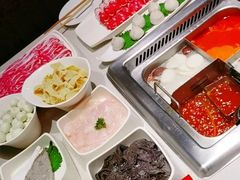 -海底捞火锅鲜切牛肉主题店(长寿路店)