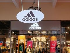 -王府井奥莱临潼小镇(临潼店)