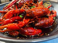 -肥肥虾庄·金牌油焖大虾(东湖欢乐谷店)