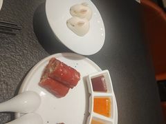 -蝴蝶里·粤菜·点心(滨江龙湖店)