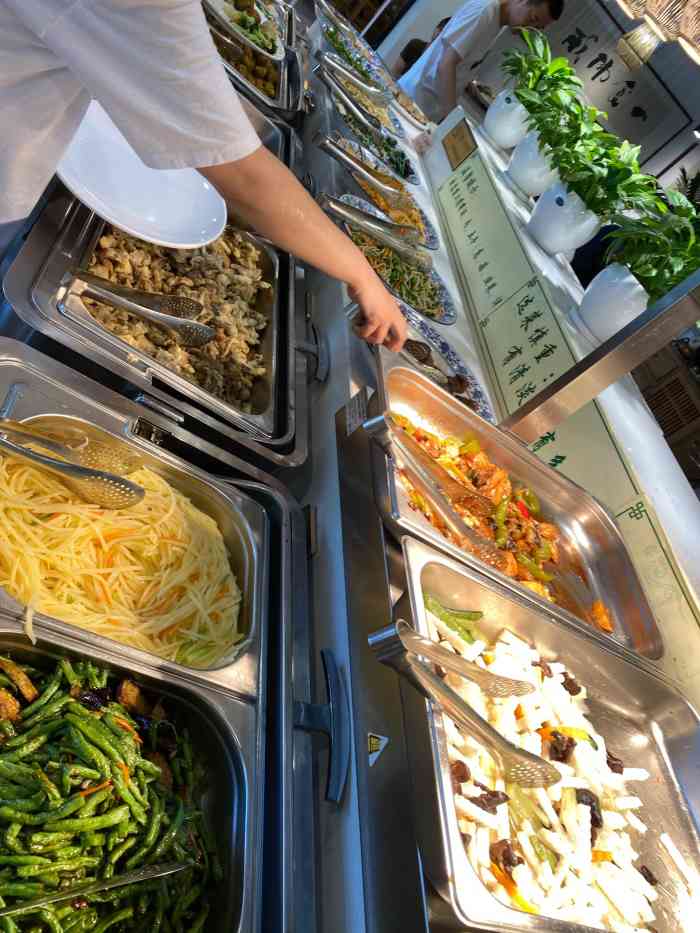 妙吉祥素食净素自助餐厅-"关注已久的一家店铺,现在生活条件越来越好.