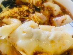 -笑来喜馄饨小笼工坊店(湖滨街店)