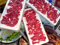 -来龍儿鲜切牛肉自助老火锅