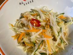 青瓜丝色拉-越南牛肉河粉餐厅(书院巷店)