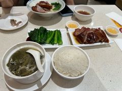 -香港新发烧腊茶餐厅(水围店)