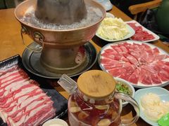 -年巴羊肉铺老铜锅(梅江店)
